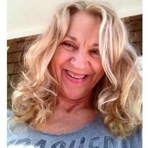 Meet your Posher, Deborah